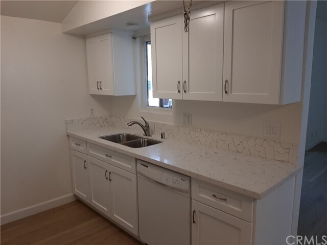 Building Photo - 1713 N Brea Blvd