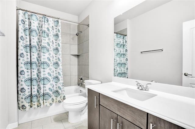 Building Photo - 1135 Saddle Ridge Dr