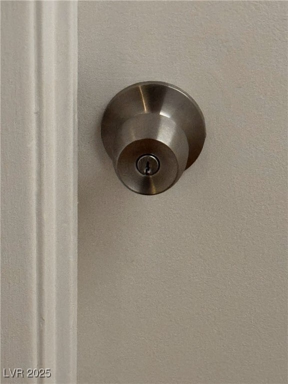 Building Photo - 350 E Desert Inn Rd