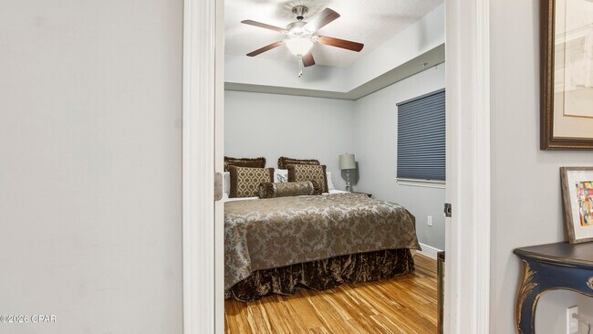 Building Photo - 2400 Grandiflora Blvd