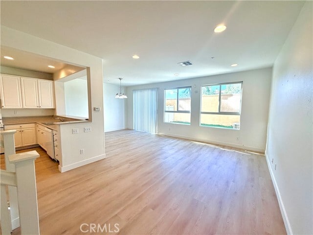 Building Photo - 7161 East Ave