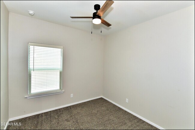 Building Photo - 541 Paseo Modesto Dr