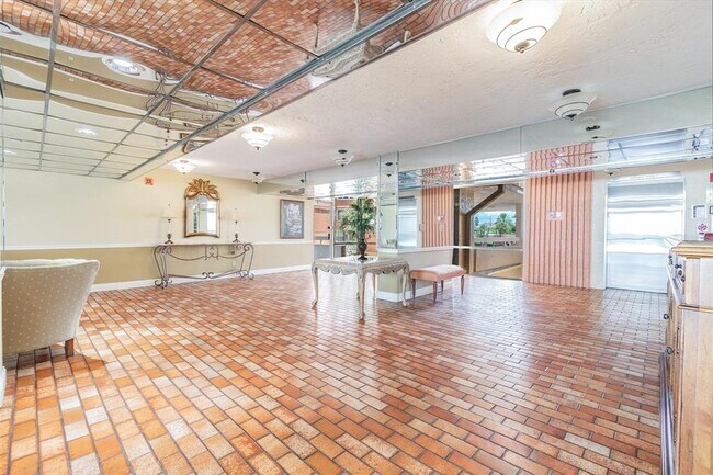Building Photo - 17900 Gulf Blvd
