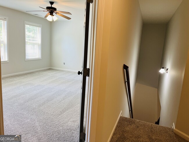 Building Photo - 445 Summerlin Blvd