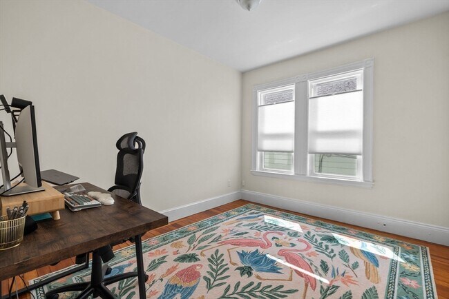 Building Photo - 53 Montvale St