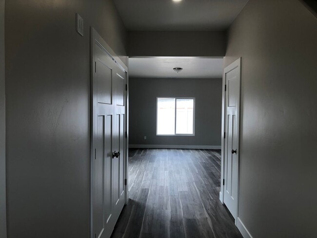 Building Photo - New 2 Bedroom 2.5 Bathroom Townhome