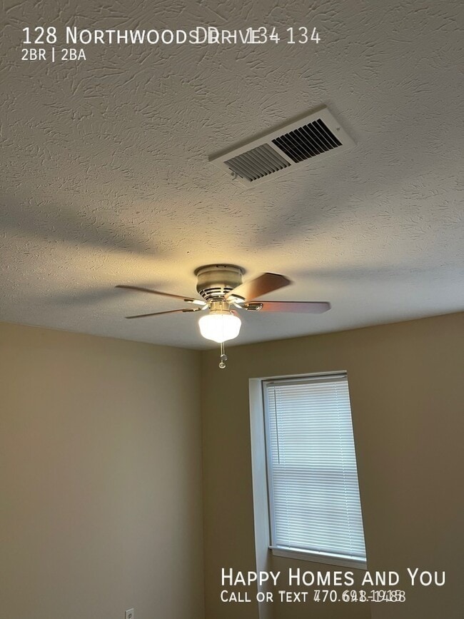 Building Photo - 128 Northwoods Dr