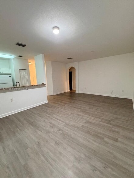 Building Photo - 1720 NE 33rd Ave