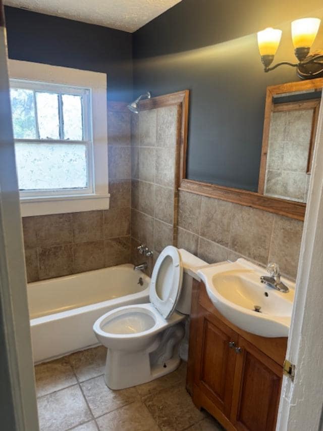 Building Photo - 2229 8th St