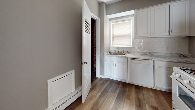 Interior Photo - Meadowbrook Apartments