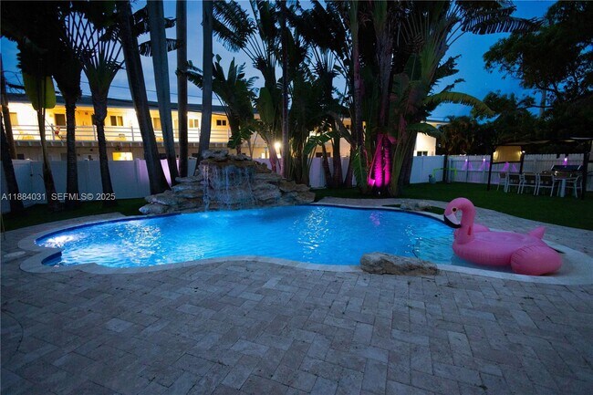 Building Photo - 1435 Grant St