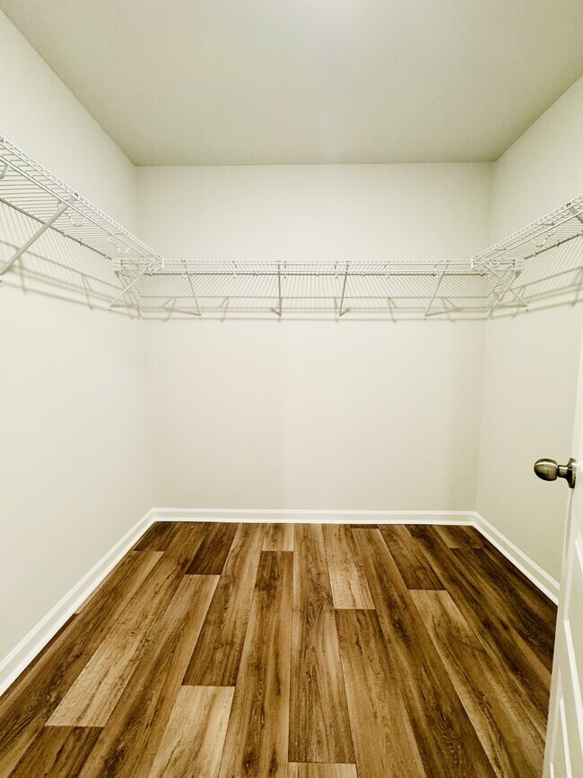 Building Photo - 158 Indigo Pl