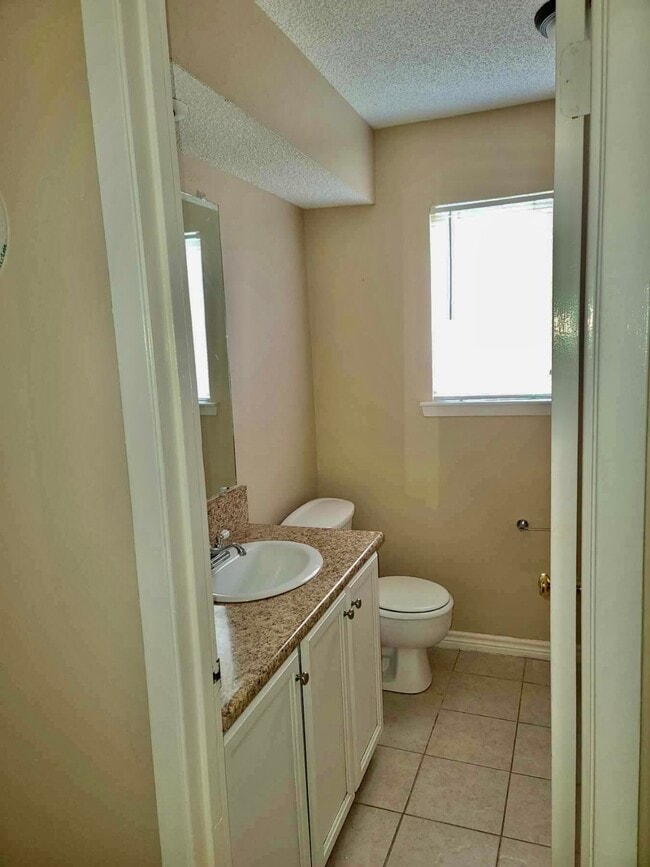 Building Photo - 4122 Baynard Dr