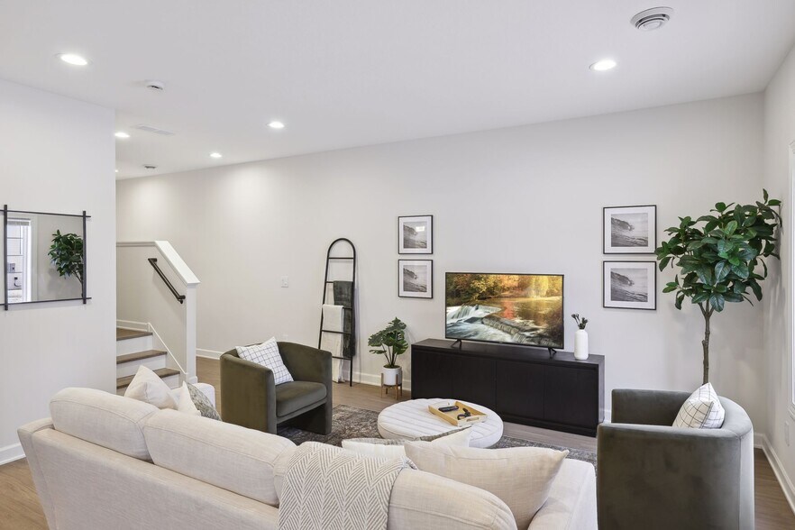 Building Photo - 600 Franklin St