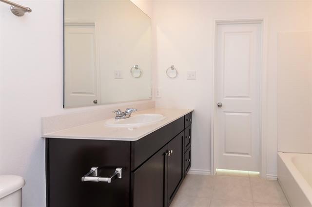 Building Photo - 3104 Helix Bay Dr