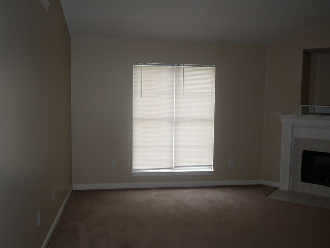 Building Photo - 7747 Mary Payton Dr