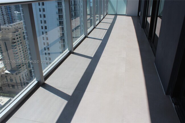 Building Photo - 1010 Brickell Ave