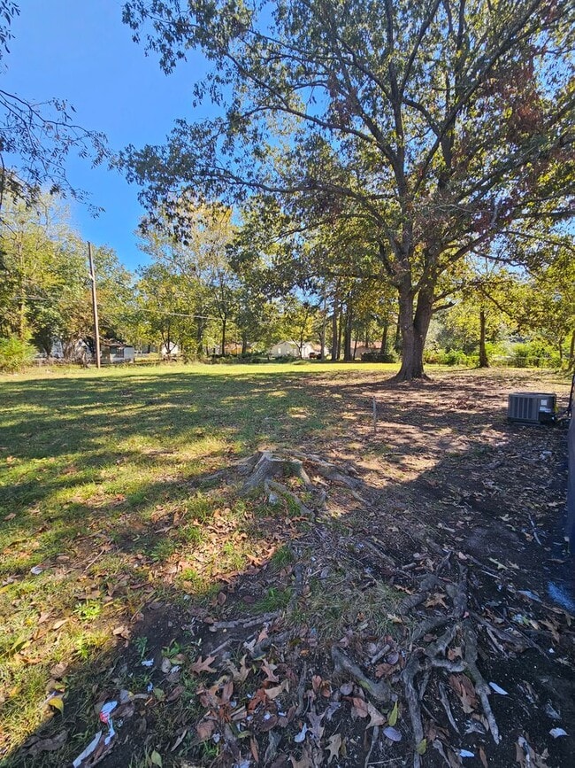 Building Photo - Rental in Jacksonville