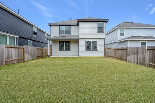 Building Photo - 13324 Burbot Dr