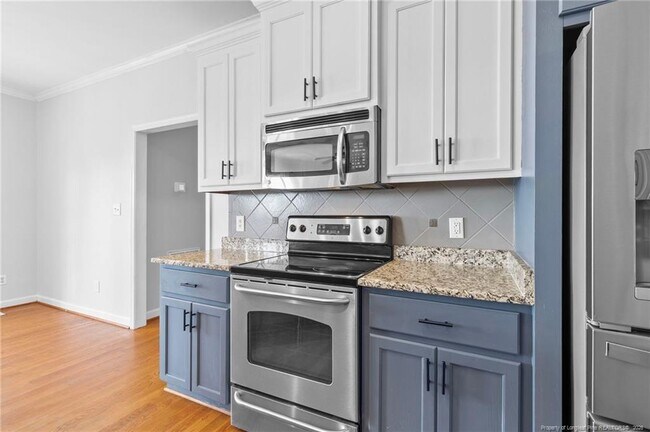 Building Photo - 720 Camwheel Dr