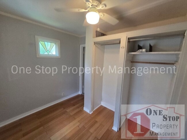 Building Photo - Beautiful 1 Bedroom 1 Bathroom Home in Raytown!