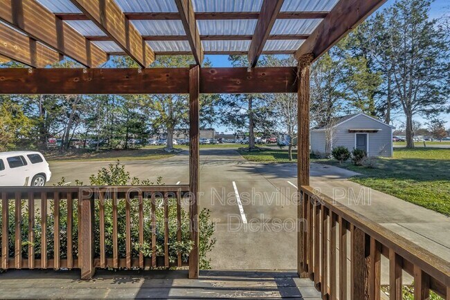 Building Photo - 2543 Summit Ct
