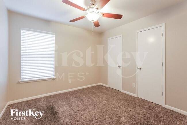 Building Photo - 20931 Kenna Cove Ln