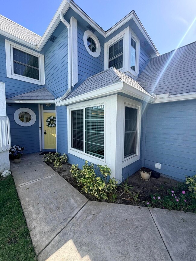 Building Photo - 1214 Ocean Dunes Cir