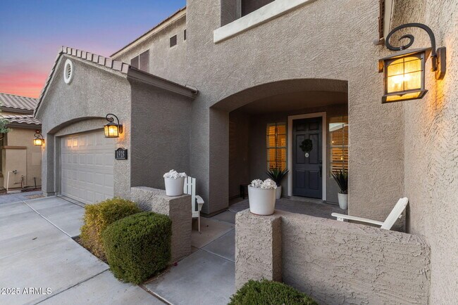 Building Photo - 1918 W Bonanza Ln