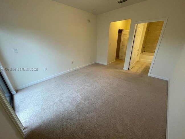 Building Photo - 10600 NW 88th St