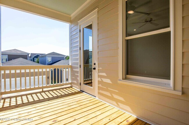 Building Photo - 6353 Meeting St