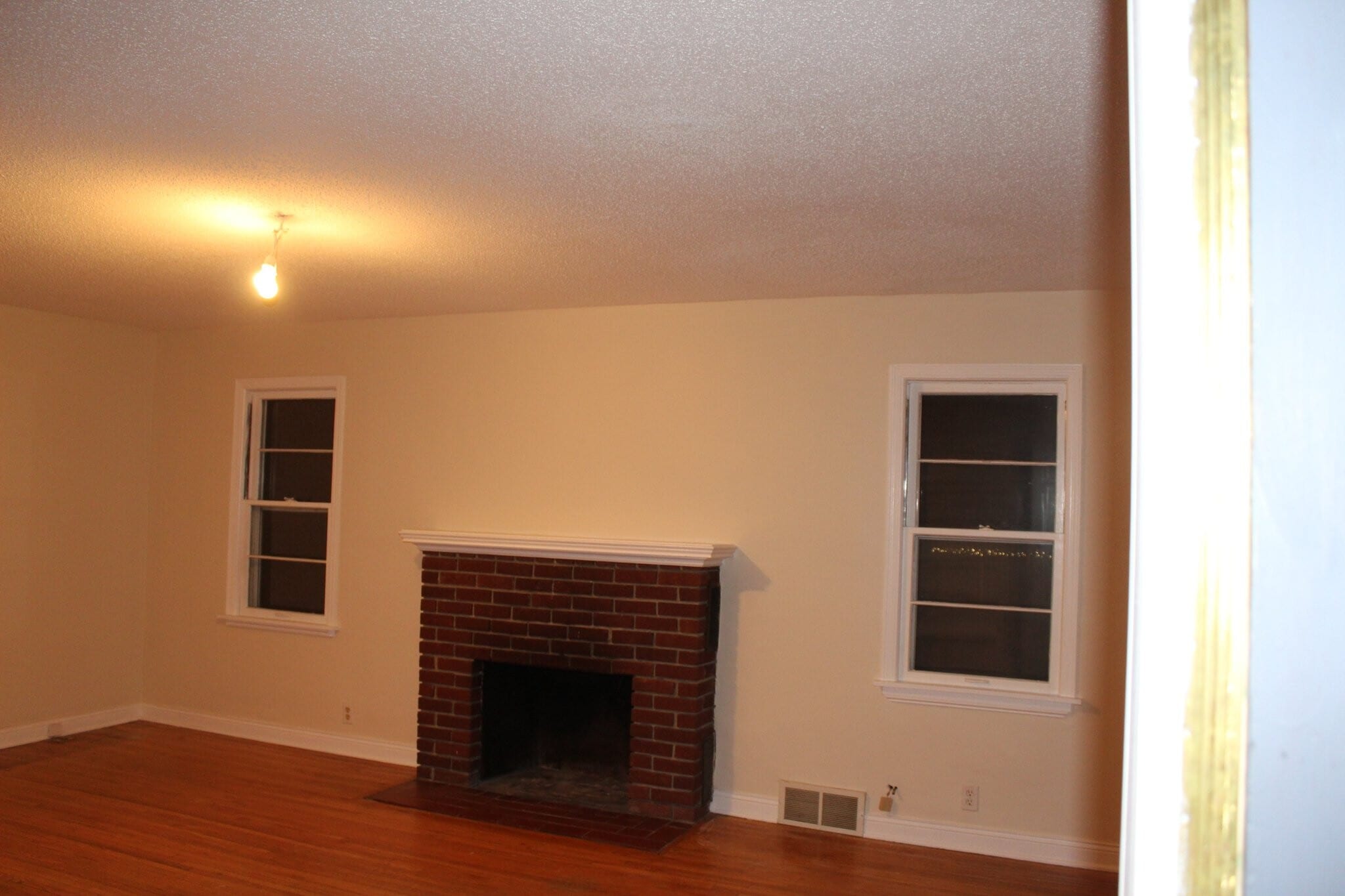 Building Photo - 317 2nd St