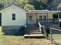 Building Photo - 105 Ocala Ct