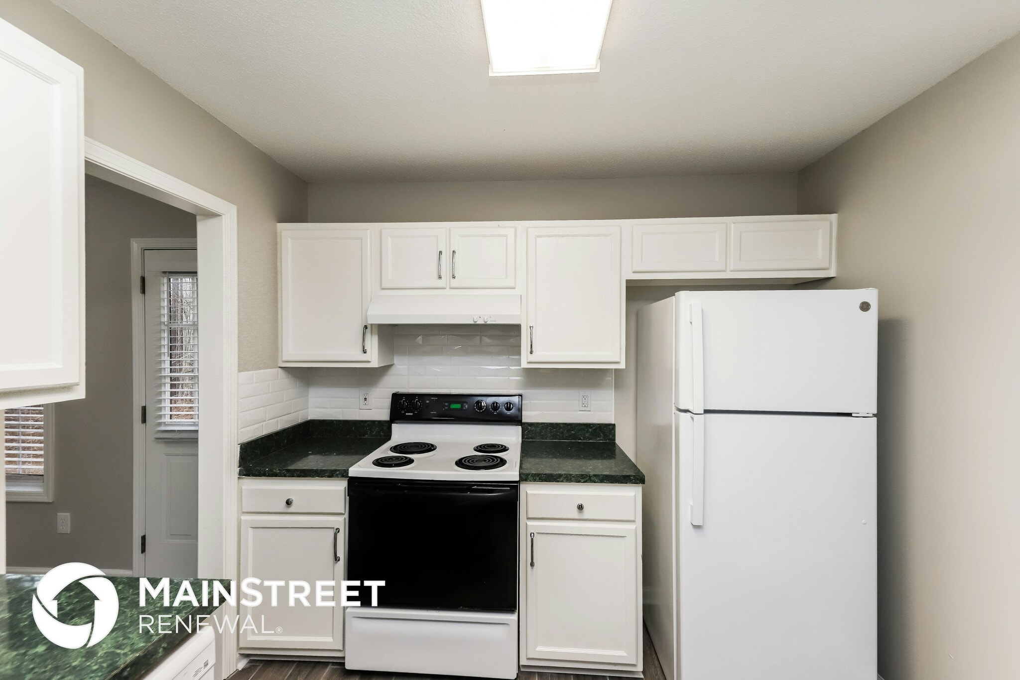 Building Photo - 1091 Woodwind Dr