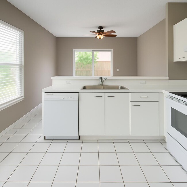 Building Photo - 7082 Davit Cir