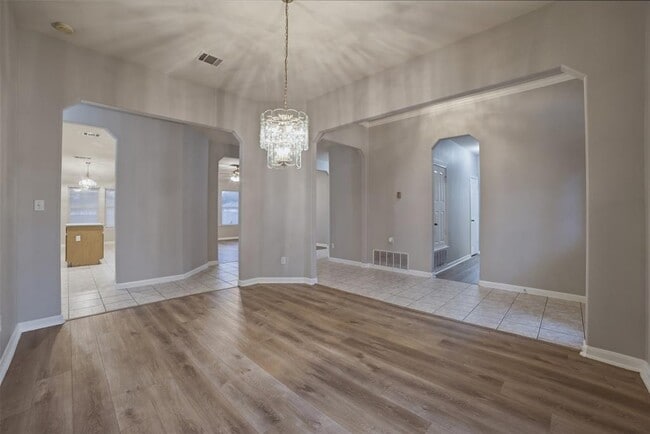 Building Photo - 3605 Winding Way