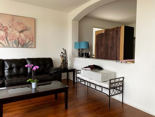 Building Photo - 3682 Torrey View Ct