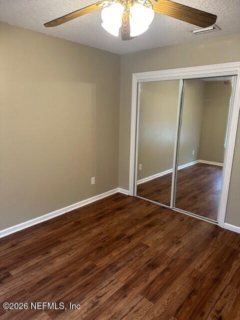 Building Photo - 45035 Hartford Ct