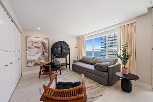 Building Photo - 3500 Galt Ocean Dr