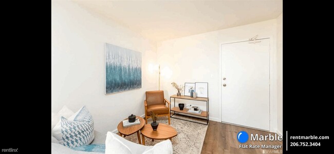 Building Photo - Studio, 1 bath Condo - 1614 Hudson St Apt 217