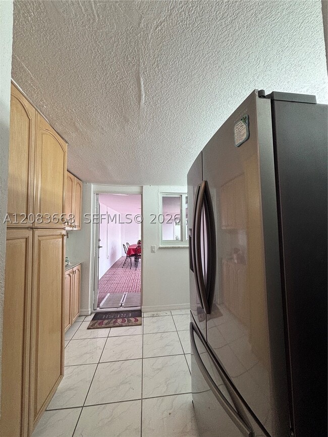 Building Photo - 911 NW 30th Pl