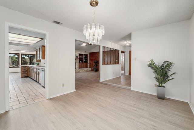 Building Photo - 100 Mesa Ridge