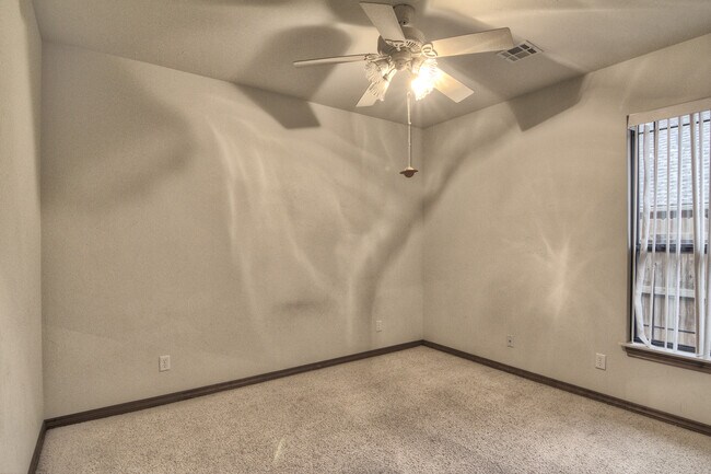 Building Photo - Regency Pointe Addition- Community Pool- 3169  Sq. Ft. Home - Large Safe Room- Edmond Schools