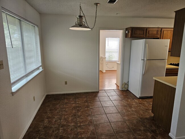 Building Photo - 12701 Europa Ln