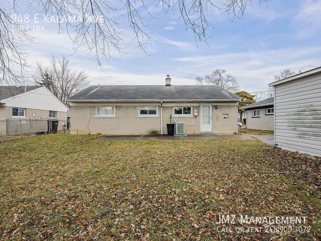 Building Photo - 948 Kalama Ave