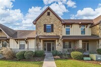 Building Photo - Texas A&M Living at Its Best – Newly Remodeled 4BR/4BA in The Barracks