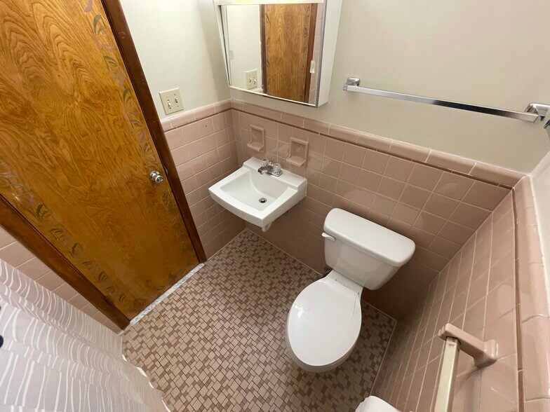 Bathroom - 63 W Pike St