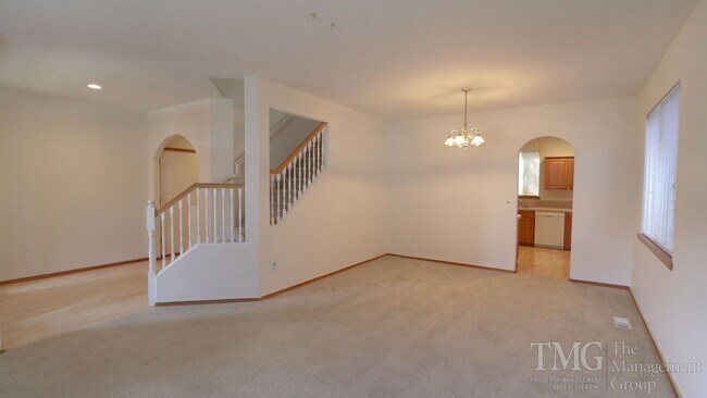 Building Photo - Beautiful 4-Bedroom Home with Custom Finishes & Thoughtful Layout