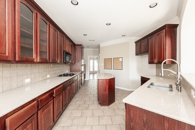 Building Photo - 15435 Stoneridge Park Ln