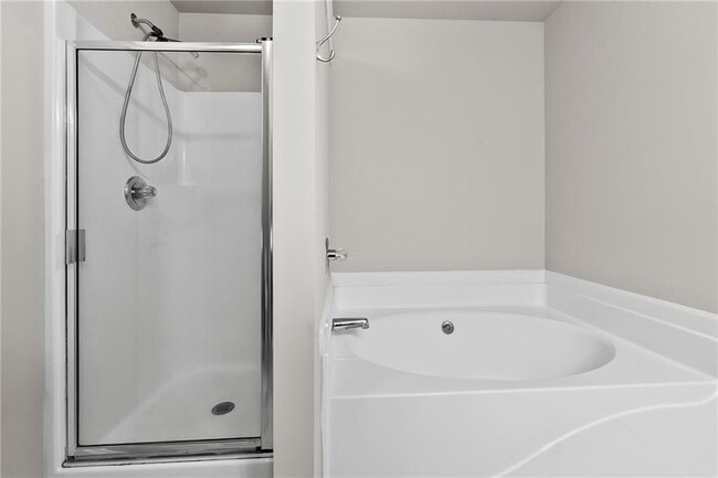 Building Photo - 2102 Executive Dr N